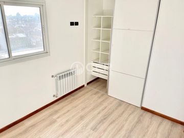 SEMIPISO 2 AMBIENTES A ETSRENAR