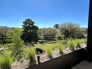 RESIDENCIA en Altozano Qro. con vista a la reserva - RIO
