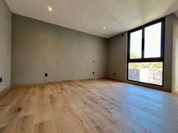 RESIDENCIA en Altozano Qro. con vista a la reserva - RIO