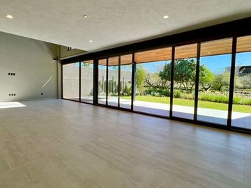 RESIDENCIA en Altozano Qro. con vista a la reserva - RIO