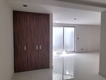 DEPARTAMENTO EN VENTA EN COL. NAPOLES