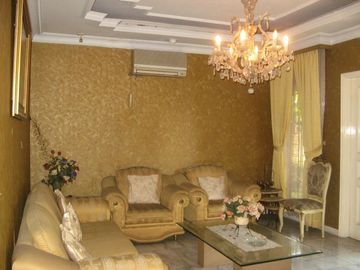 Rumah Besar murah dalam perumahan hanya 5 Meit ke Pintu Toll di Petukangan Jakarta Selatan