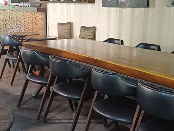 Bangunan Ex Resto Cafe Furnished Cikarang Selatan Area Komersil