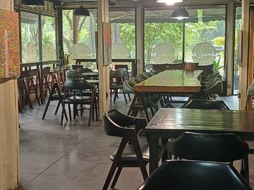 Bangunan Ex Resto Cafe Furnished Cikarang Selatan Area Komersil