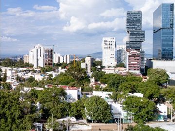 Condominio de lujo con vista a la calle Buenos Aires, con lobby, sala de juntas