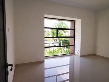 Dijual Rumah Batam Center Type 110/284 m2 - Batam
