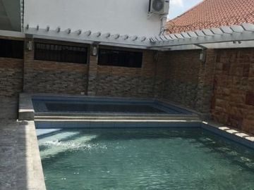 5 Bedroom House with Swimming Pool for SALE in Balibago Angeles City