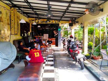 RUMAH STRATEGIS BISA DI JADIKAN TEMPAT USAHA DI TOMANG JAKARTA BARAT