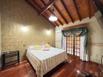 Chalet en venta en Villa Luzuriaga