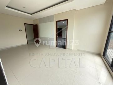 Best Deal Banget Gedung 7 Lantai Tengah Kota Area Dewi Sartika Tidak Jauh Dari Alun-Alun Kota Bandung