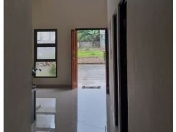 Rumah Modern 400 jutaan di jl Raya Arco Sawangan Citayam (agus)