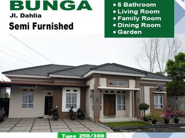 RUMAH SECOND MEWAH SEMI FURNITURE KEAMANAN 24 JAM KOMP CLUSTER