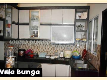 RUMAH SECOND MEWAH SEMI FURNITURE KEAMANAN 24 JAM KOMP CLUSTER