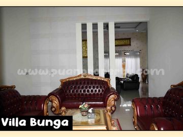 RUMAH SECOND MEWAH SEMI FURNITURE KEAMANAN 24 JAM KOMP CLUSTER
