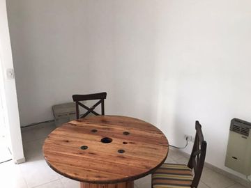 Departamento de pasillo - Barrio Parque