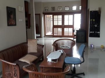 Dijual Rumah di Lebak Bulus - Jakarta Selatan dekat dengan Stasiun MRT