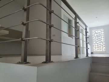 Dijual & Disewakan Ruko 2 Lantai Di Regency one,Wonorejo Rungkut