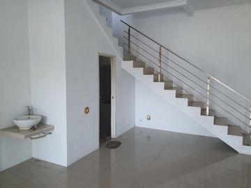 Dijual & Disewakan Ruko 2 Lantai Di Regency one,Wonorejo Rungkut