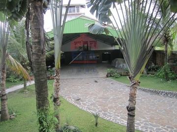 Gudang, pabrik dan tempat tinggal di kawasan industri Ketapang Bandung