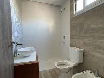 Duplex Casa en venta de 3 amb en Ituzaingo