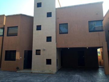 Casa en Venta, Col. Petrolera Coatzacoalcos