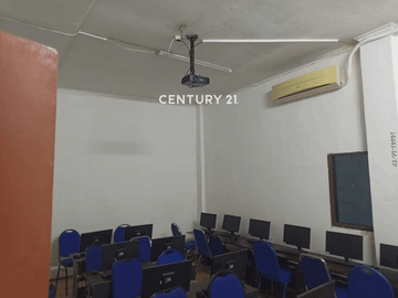 Dijual Murah Gedung 3 Lantai Di Kawasan Strategis Ciputat