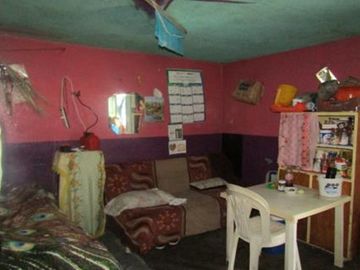 CASA SOLA EN NEZAHUALCOYOTL