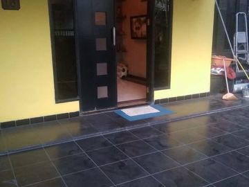 Dijual Rumah Di Karah Tama, Jambangan KT
