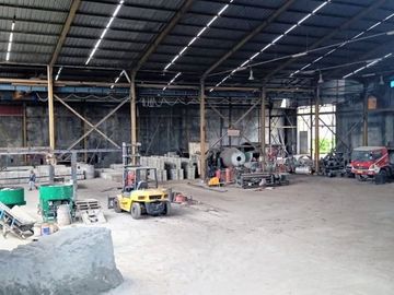 Gudang/Workshop Strategis Tlajung Udik Gunung Putri Bogor