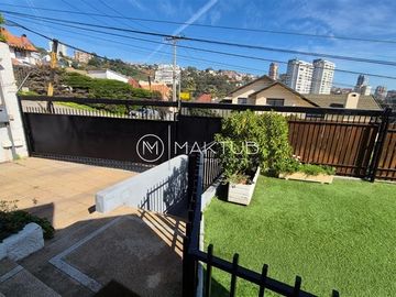 Casa en venta de 5 dorm. en Jardín del Mar