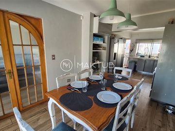 Casa en venta de 5 dorm. en Jardín del Mar