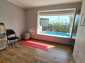 Casa en venta de 5 dorm. en Jardín del Mar