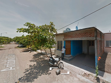 CASA EN VENTA EN COL. LLANOS DE SAN JOSÉ, TECOMÁN, COLIMA! - JCH
