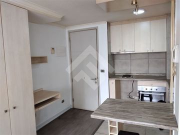 Departamento en venta de 1 dorm. en Santiago