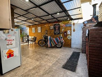 Casa en venta en Villa Hermanos Maristas Los Andes. 3D-2B