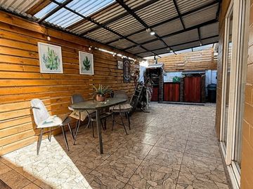 Casa en venta en Villa Hermanos Maristas Los Andes. 3D-2B
