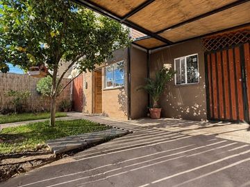 Casa en venta en Villa Hermanos Maristas Los Andes. 3D-2B
