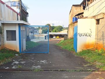 Disewakan Gudang Beserta Lahan Kosong Area Ciputat