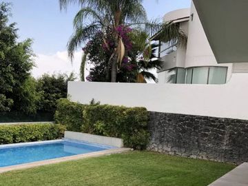 Casa CARO en VENTA Cumbres del Lago