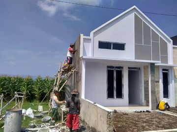 Harga Terbaik Di Kawasan Exit Toll Prambanan. Rumah Pesan Bangun Konsep Scandinavian Di Jogonalan, Klaten.