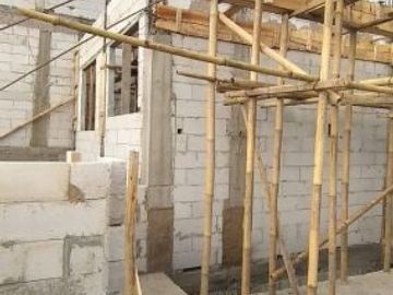 RUMAH MEWAH HARGA MURAH Dekat Isola UPI Jalan Setiabudi Gegerkalong Kota Bandung.