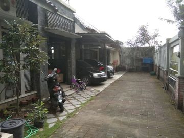 Rumah dalam cluster di kawasan premium jln Palagan KM 7