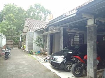 Rumah dalam cluster di kawasan premium jln Palagan KM 7