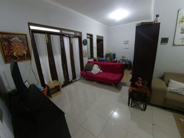 Rumah dalam cluster di kawasan premium jln Palagan KM 7