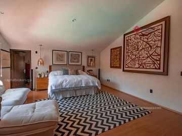 Casa de Lujo en Venta en Pinar de la Venta Zapopan Rancho contento