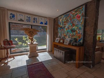 Casa de Lujo en Venta en Pinar de la Venta Zapopan Rancho contento