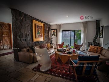 Casa de Lujo en Venta en Pinar de la Venta Zapopan Rancho contento