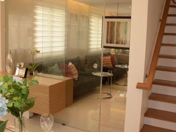 2BR House and lot!! COMPLETE TURNOVER! w/ FREE AIRCON PROMO