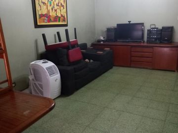 Casa de cuatro ambientes en venta en Haedo Norte