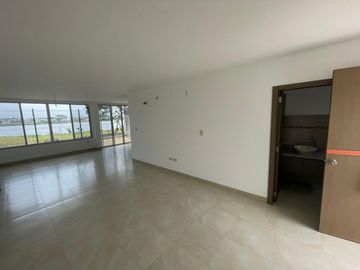 VENTA DE CASA VILLAS LA RIADA DE LA URBANIZACION LA ROMAREDA -  POR ESTRENAR (LM)